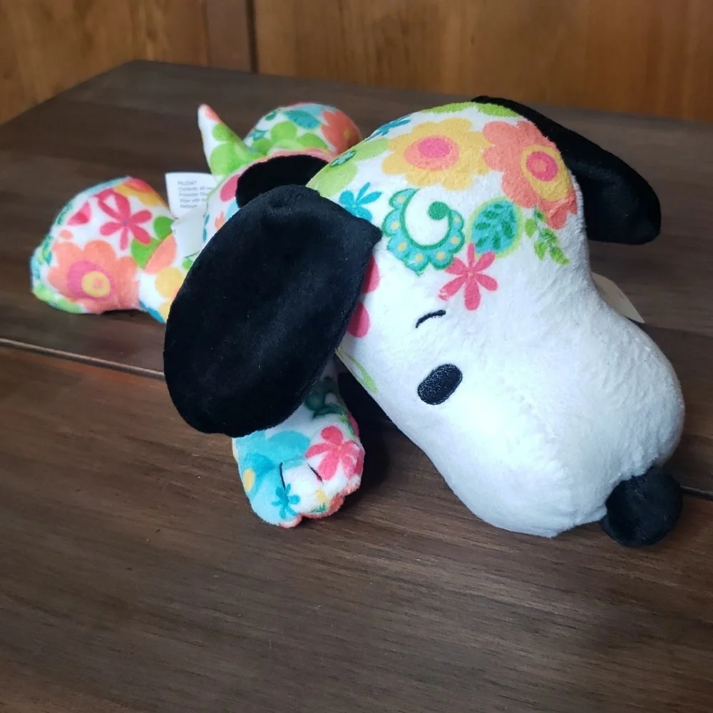 NWT Hallmark Peanuts Blossom Buddy Snoopy